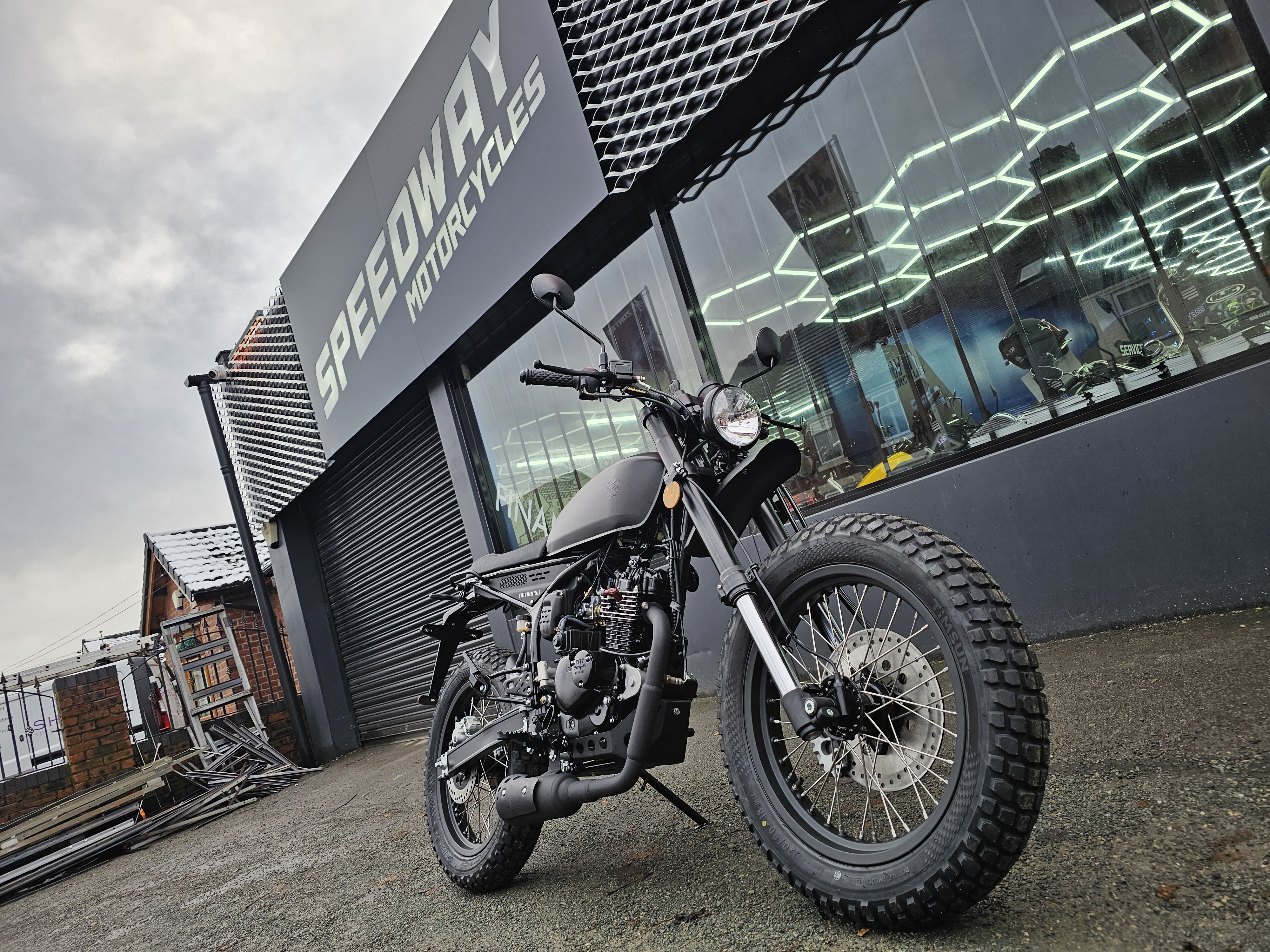 Mutt Razorback 125cc Pre Reg 74 plate blk